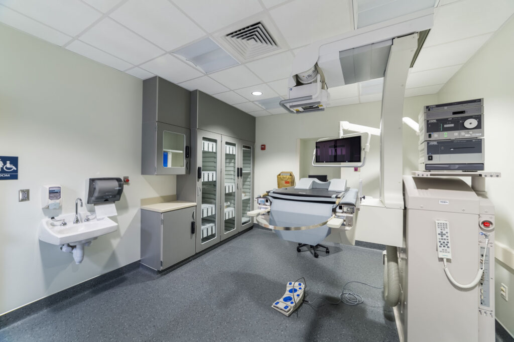 CP27-011 interior of hospital room