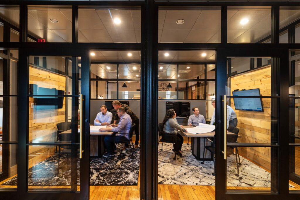 OfficePhotos - Elisif_20211014_3732-proof flc office interior